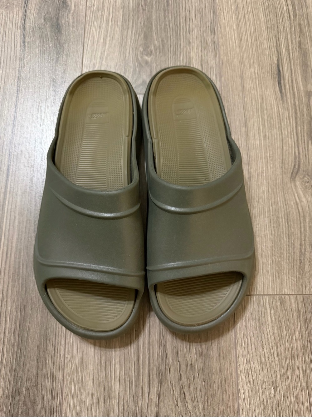 Avia Men’s Olive Green Slide Sandals